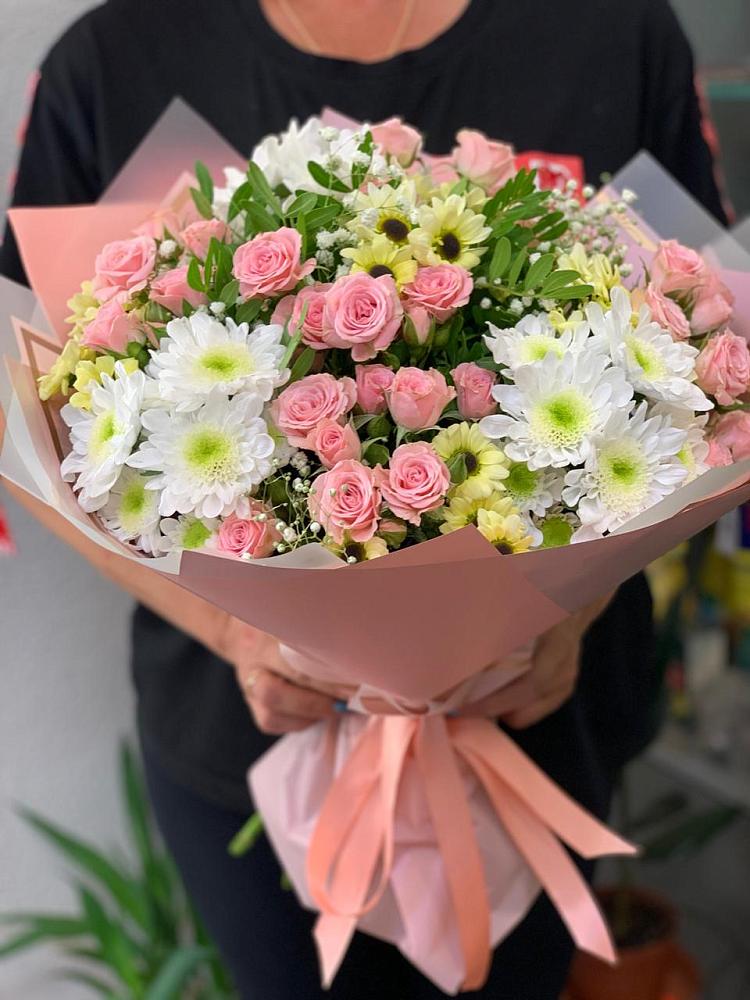 Букет цветов из: Розы и Хризантемы в Котовске