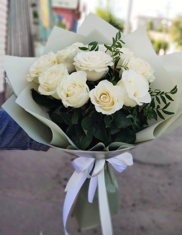 Букет Белые розы Проуд в Котовске