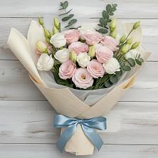 Букет цветов из:  Лизиантусы в Котовске