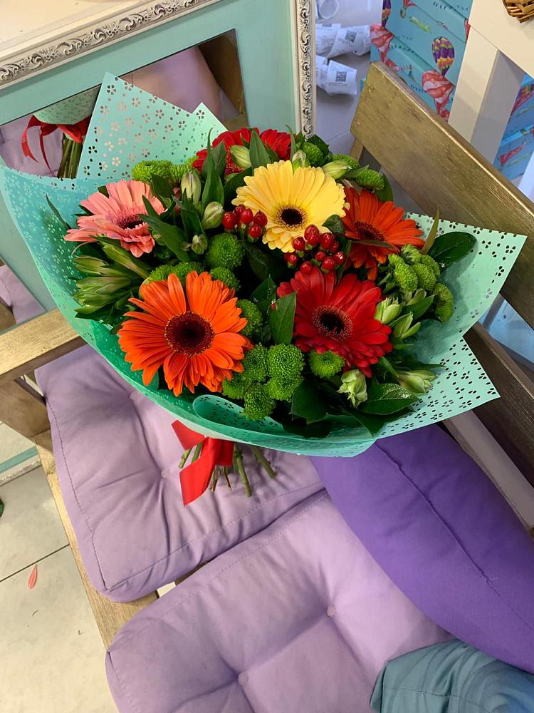 Букет цветов из: Герберы, Хризантемы и Альстромерии в Котовске