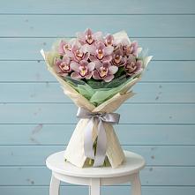 Букет цветов из:  Орхидеи и Розы #REPLACE_PRED# Котовске