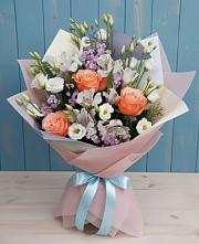 Букет цветов из:  Лизиантусы, Розы, Альстромерии и Гипсофила в Котовске