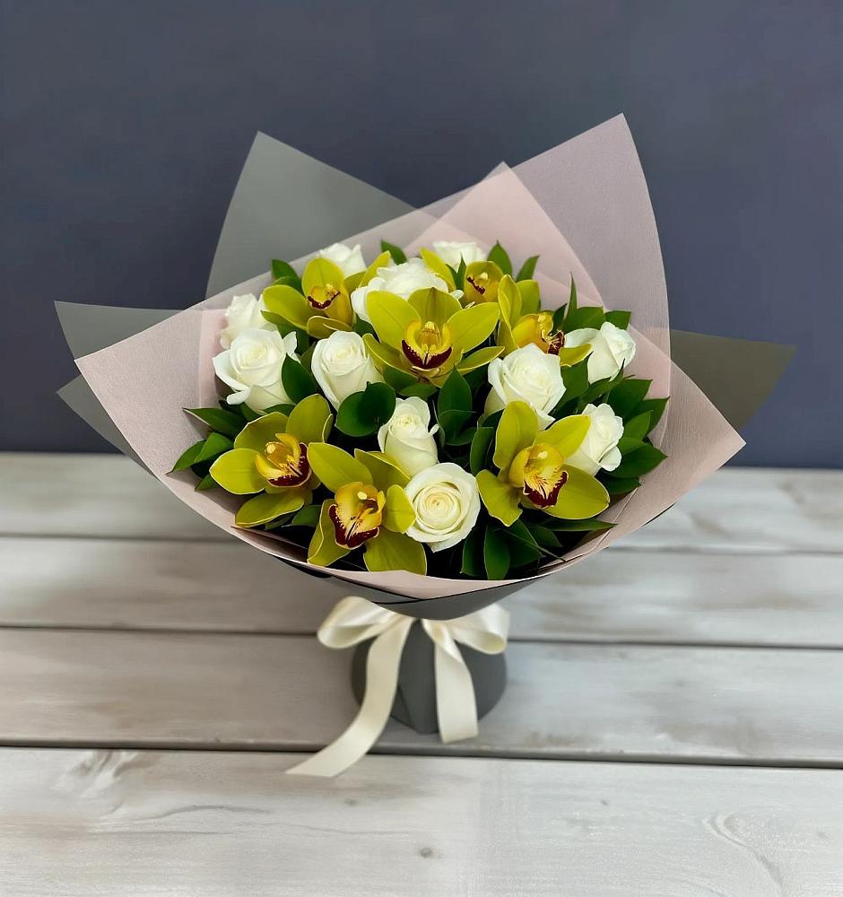 Букет цветов из: Орхидеи и Розы в Котовске