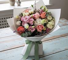 Букет цветов из:  Розы, Лизиантусы и Гвоздики в Котовске