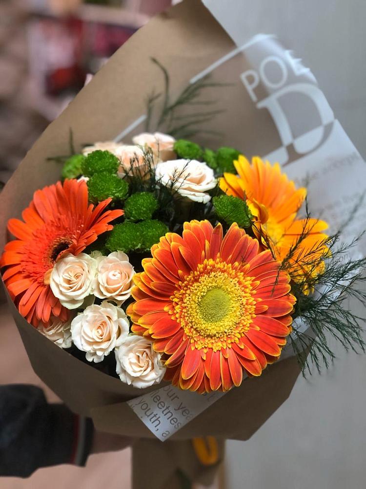 Букет цветов из: Герберы, Хризантемы и Розы в Котовске