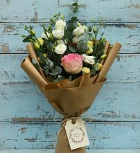 Букет цветов из:  Розы и Лизиантусы в Котовске