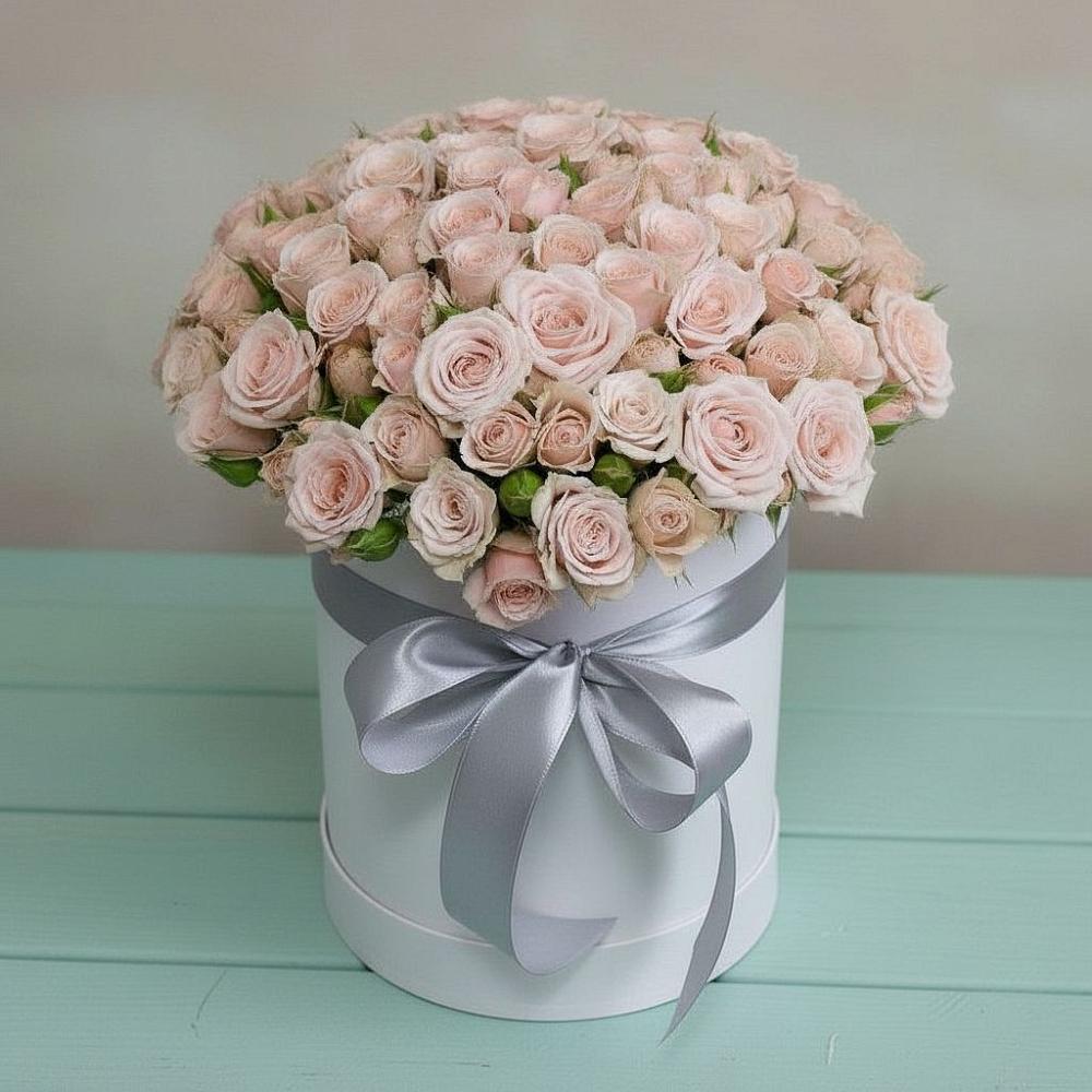 Цветочная композиция из Розы в шляпной коробке в Котовске