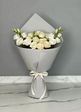 Букет цветов из:  Розы и Лизиантусы в Котовске